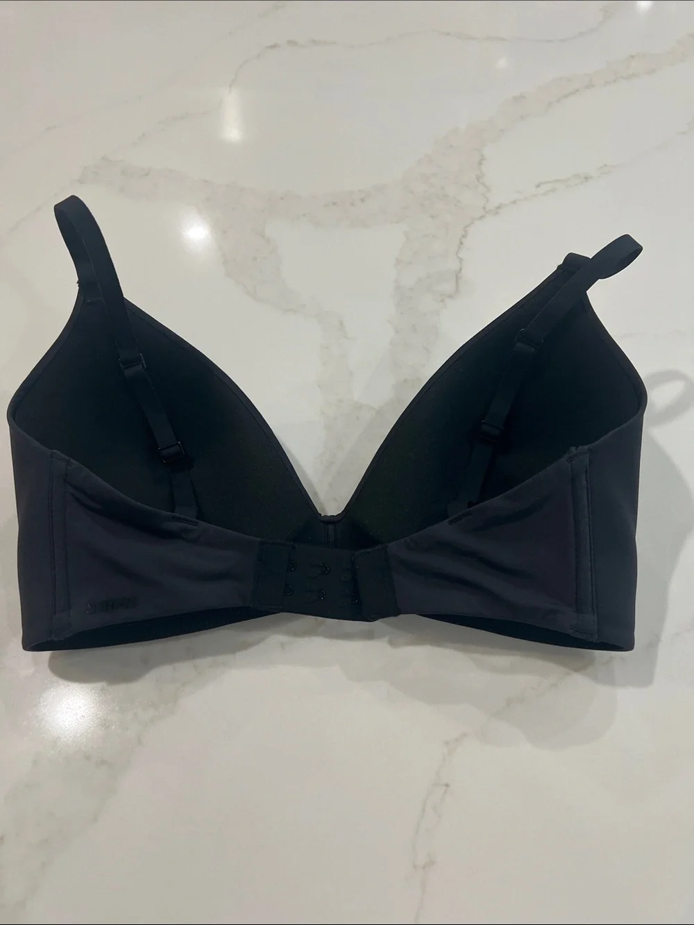 SKIMS WIRELESS FORM T-SHIRT DEMI BRA size 32DD - Picture 10 of 16